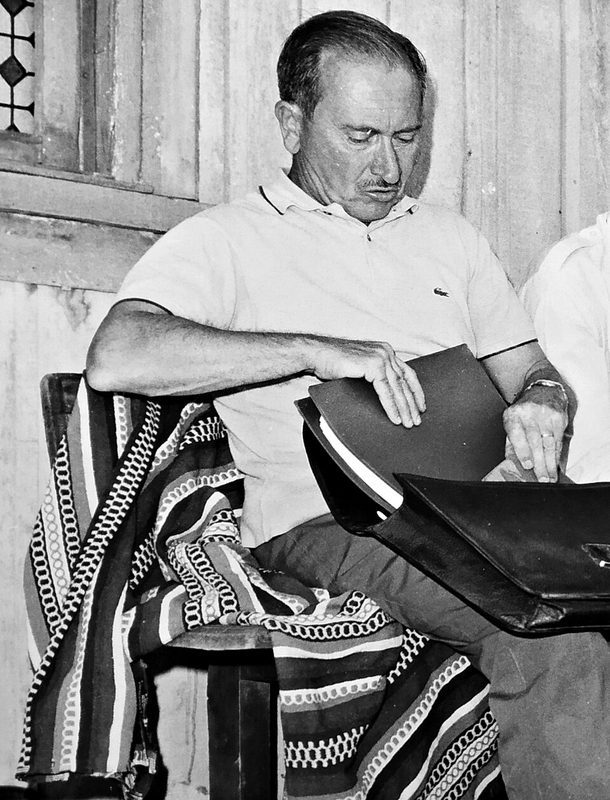 León Klimovsky