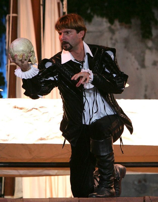 Cover of Rosencrantz and Guildenstern Are Dead