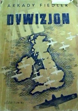 Cover of Squadron 303